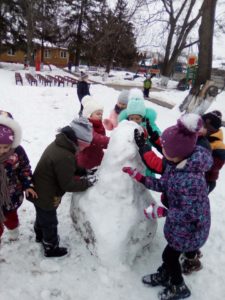 Jocurile copiilor iarna!