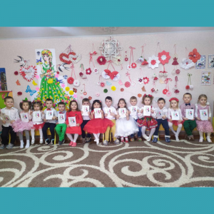 Scenetă de 8 Martie