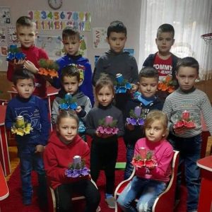 În cadrul unei serbări dedicate sărbătorilor de iarnă