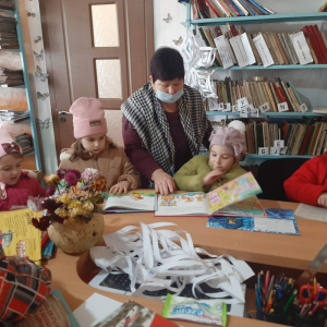 Proiect de parteneriat educaţional Grădiniţă – Bibliotecă, „Prietenii cărţii”, activitatea-„Să descoperim biblioteca”, grupa mare