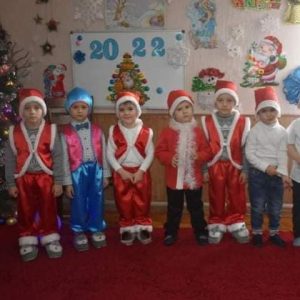 Picii din grupa Îngerașii l-au întâlnit pe Moșul cu multe emoții