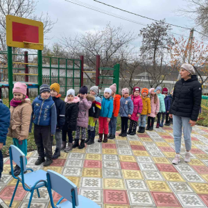 Distractie sportivă ,, Toamna isteață – să fim sănătoși ne învață ”