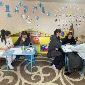 Ședinţă cu părinţii la grupa pregătitoare